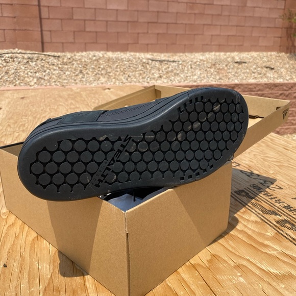 FiveTen Freerider DLX - Picture 6 of 6